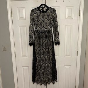 Dainty Jewells black lace dress